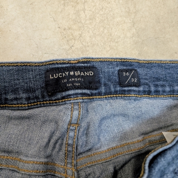 Lucky Brand 221 Straight Jeans Mens 36x31 (34x30.5) - Picture 4 of 8